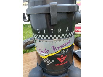 Aspiradora Polvo y Agua 24Lts. 1400W Ultracomb AS-4310
