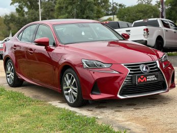 LEXUS IS 300h Hibrido 25.000km recibo menor y mayor valor