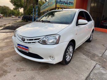 ETIOS  1.5 XS 4ptas-2015