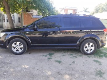 Vendo/Permuto HERMOSA DODGE JOURNEY.
