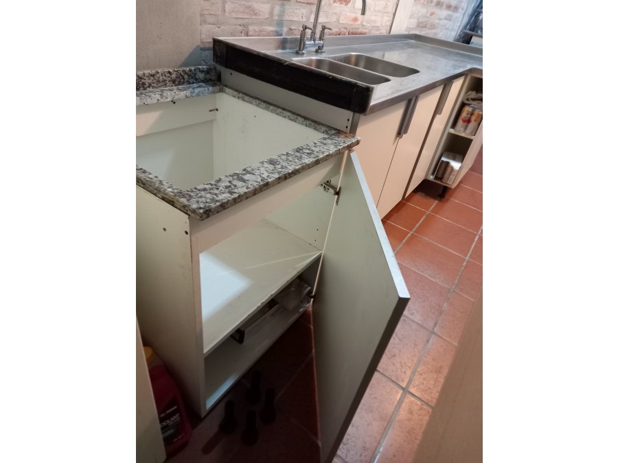 Mueble Johnson y Acero mesada doble bacha, mueble de guardad